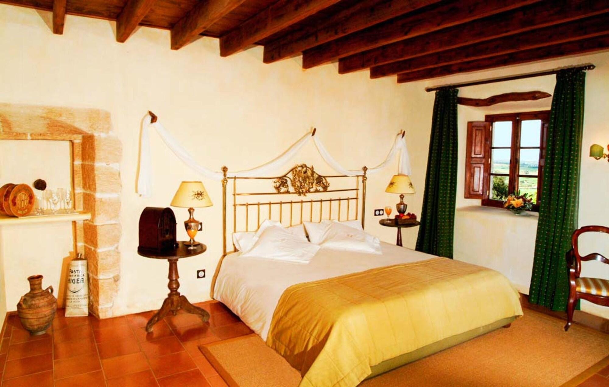 Reserva Rotana Golf Hotel 5*